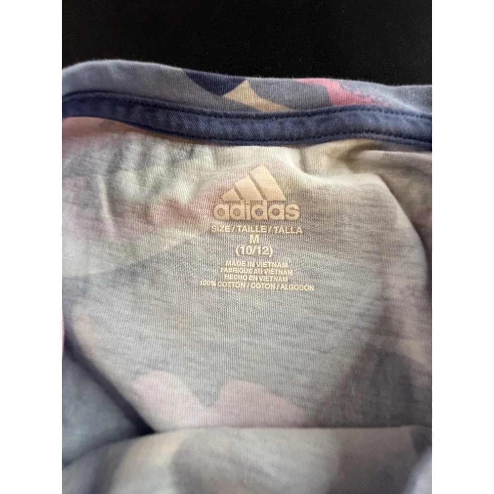 Adidas Girls Camo Graphic T-Shirt Blue Pink White Size M 10-12 AA4853